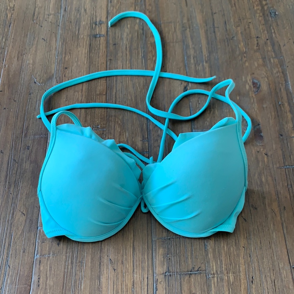 Victoria’s Secret bikini top
